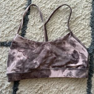 Lululemon Flow Y Bra. Size:4.Color: Diamond Dye Mink Bery Lunar Rock Shadow Grey